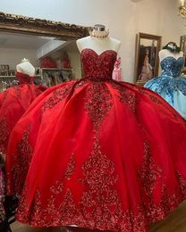 Sparkly Red Ball Gown Quinceanera Dresses with Dechable Sleeves Beads Crystal Lace Applique Sweet 16 Dress Party Wear