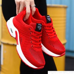 Adam 2021 Ayakkabı Bayan Bayanlar Sneakers Moda Mesh Kırmızı Nefes Casual Bayan Açık Koşu Yürüyüş