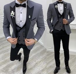 New Grey Groom Wear Wedding Tuxedos Costume Men Suits Black Pant Slim Fit for Formal Suit Jacket Pant Vest 3 Pieces Blazers Prom Party Birthday Dinner