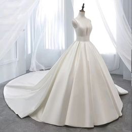 Ivory Satin Wedding Dresses High Quality Bridal Gowns Court Train Wedding Bridal Wear New Arrival Fall Winter