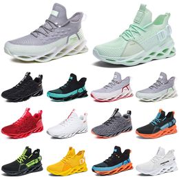 fashions high quality men running shoes breathable trainer wolf greys Tours yellow triples whites Khakis green Light Brown Bronze mens outdoor sport sneakers