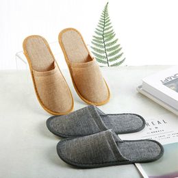 1 pairs Home Guest Indoor Slippers Men Women Hotel Travel Spa Portable Folding Disposable Supplies Unisex Slippers Summer Linen