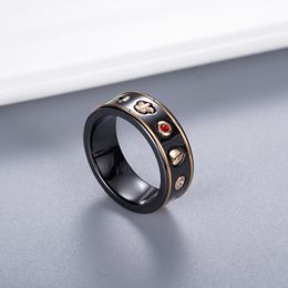 Lover Couple Ceramic Ring with Stamp Black White Fashion Bee Finger Ring High Quality Jewellery for Gift Size 6 7 8 9