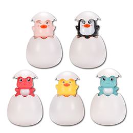 Baby Bath Toys Cute Duck Egg Water Squirting Sprinkle Wound-up Chain Clockwork Kids Bathtub Toys LJ201019