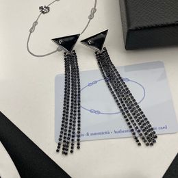 Stud Women Fashion Brand black stud earrings Triangle Long Tassel Chain Dangle Drop Ear studs Have Stamps Eardrop Earrings For Lady Luxury Designer Jewel J230717
