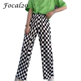 Focal20 Streetwear Plaid Women Pants Elastic Waist Full Length Checkered Black and White Casual Loose Straight Trousers LJ200813