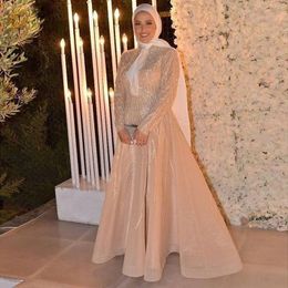 Graceful Champgane Dubai Muslim Prom Dresses Round Neck Beaded Sequins Evening Gown Organza Lebanon Arabic Womens Formal Party Dress