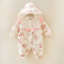 Winter born Baby Girl Clothes Thicken Floral Princess Jumpsuit Clothing Sets Girls Bodysuit+ Hats 211229