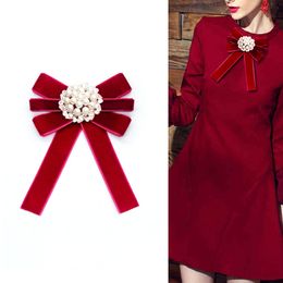 brooches pin for women Vintage Ribbon Bow Tie for Shirt Collar Elegant Bow Knot Pearl Red Green Black Colour