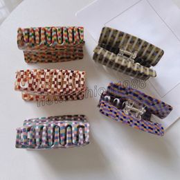 Fashion Resin Hair Clip Mix Colorful Plaid Hair Claw Clips For Women Girls Geometric Barrette Hairpin Head Accessories