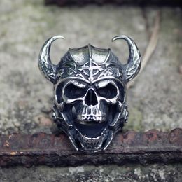 Cool argento Colore 316L Acciaio inossidabile Acciaio inossidabile Viking Warrior Skull Anelli Mens Punk Nordic God of War Biker gioielli regalo per lui