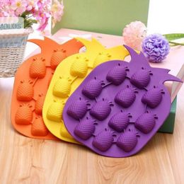 1 Pc DIY Pineapple Cake Mould Island Strawberry Party Novelty Silicone Jello Chocolate Mould Ice Cube Tray