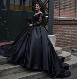 Elegant Dubai Arabic Luxury Cheap Black Victorian Gothic Wedding Dresses Plus Size One Shoulder Long Sleeves Wedding Dress Bridal Gowns