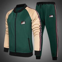 Mens Tracksuit Set Two Piece Sports Wear Fashion Colorblock Jogging Suit Autumn Winter Outfits Gym CLothes 211230