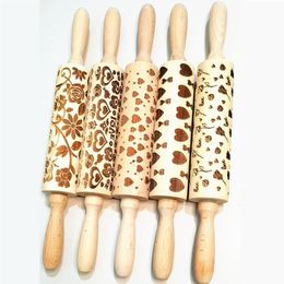 15 Designs Wooden Rolling Pin Rose Love Heart Shaped Embossing Baking Cookies Noodle Biscuit Fondant Cake Dough Patterned Roller Flour Stick