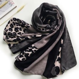 Designer Bohemian Leopard Animal Print Voile Cotton Infinity Scarf Fashion Circle Scarf Large Size Long Scaves Women Beach Covers