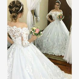 Off-Shoulderl White Plus Size Ball Gown Gothic Wedding Dresses Lace Beaded Backless Vintage Bridal