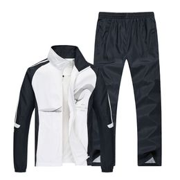 Spring Running Sets Men Sport Suits Sportswear Set Fitness Training Warm Breathable Tracksuit Zip Pocket Jogging Suit 201119