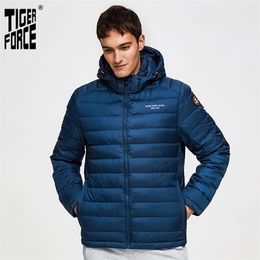 TIGER FORCE 100% Polyester Spring Autumn Men's Jacket Male Casual Coats Hooded Outerwear High Quality Men Parkas with Hoody 201217