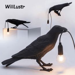 Creative Lucky Bird Table Lamp Modern Resin Desk Light Hotel Bar Cafe Booth Living Kid Room Bedside Art Deco Minimalist Lighting