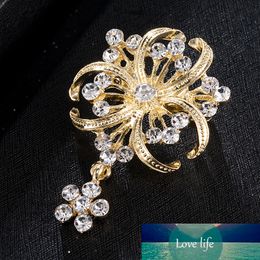 Autumn Winter New Fashion Crystal Rhinestone Gold Flower Bouquet Brooch Pin Wedding Bridal Gift Jewelry Accessories