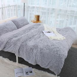 Moderne, luxuriöse Plüsch-Kunstfell-Bettwäsche-Sets, einfarbiger Samt-Winterbettbezug mit Kissenbezug, Twin-Queen-Size-Größe
