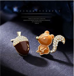 Fashion Cute Stud Earring Squirrel Pine Cone Zircon Crystal Earrings Cartoon Animal Earrings Wedding Jewelry Christmas Gift