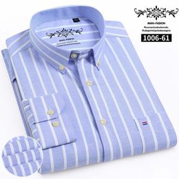Mens Long Sleeve Solid Oxford Dress Shirt Male Casual Regularwith Left Chest Pocket Tops Button Down Shirts LJ200925