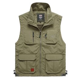 Summer Mesh Thin Multi Pocket Vest For Male Big Size Male Casual 4 Colours Sleeveless Jacket With Many Pockets Reporter Waistcoat 201126