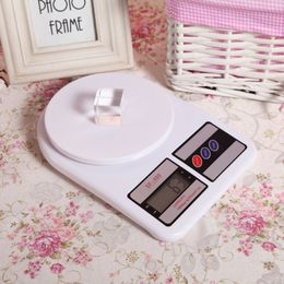 10kg/0.1g Portable Digital Scale Electronic Scales Postal Food Balance Measuring Weight Kitchen LED Electronic Scales 201119