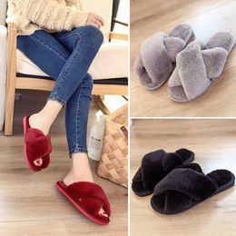 Winter Women House Slippers Faux Fur Fashion Warm Shoes Woman Slip on Flats Female Slides Black Pink Cosy home furry Y1202