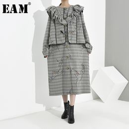 [EAM] Women Plaid Ruffles Big Size Trench New Lapel Long Sleeve Loose Fit Windbreaker Fashion Tide Spring Autumn 1B7380 201102