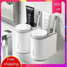 Punch Free Organiser Tumbler Cups in Bulk Wall Mounted Space Saving Toothbrush Holder Rack for Home Bathroom Accessories 211222