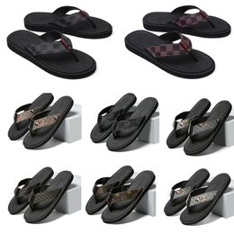 New Rubber Slides Sandals Floral Brocade Men Slipper Flat Bottoms Flip Flops mens black Brown grey Striped Beach Slippers platform sneakers size 39-46