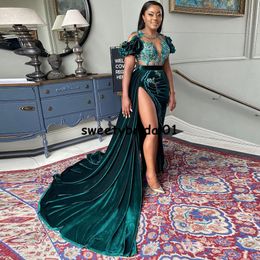 Green Velvet Evening Dress Split 2021 Scoop Illusion Short Sleeves Vestidos De Novia Party Gowns Formal Prom Party Gowns