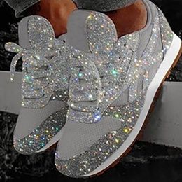 Scarpe da donna economiche di alta qualità Sneaker di design di lusso Sneakers basse in pelle con paillettes Scarpe casual autunnali Taglia grande 35-43