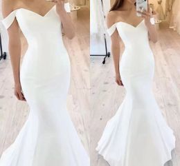 2022 Simple Mermaid Wedding Dresses Off The Shoulder Bridal Gown Satin Floor Length Covered Buttons Back Custom Made Plus Size Vestido De Novia 401 401