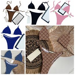 Vintage Letters Printed Bikinis Swimwear Womens Sexy Split Chain Swimsuits with Tie Summer Pool Party Spa Beach Bra Briefs Thongs Fashion Padded Swimsuit 2 Colours