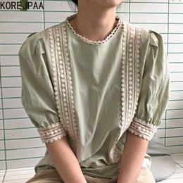 Korejpaa Women Shirt Summer Korean Chic Retro Stand Collar Stitching Heavy Lace Hollow Design Loose Puff Sleeve Blouses 210526