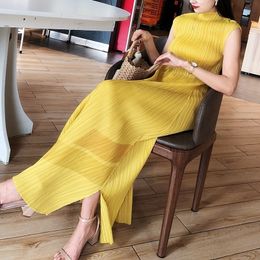 Miyake Pleated Paint casual women dresses summer Turtleneck yellow sleeveless long dress plus size vintage aesthetic dress 210316