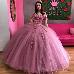 2022 Princess Flowers Ball Gown Quinceanera Dresses Off Shoulder 3D Floral Appliques Tulle Long Prom Dress Lace-Up Back Plus Size 15 Brithday Party Gowns 16