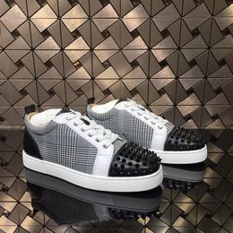 black and white canvas shoes NZ - Nice leather Plaid canvas shoes Luxury Popular Unisex Flat Sneakers with Round Toe Black and White women Men's casual shoes