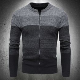 Men's Fashion Clothing Sweatercoat Men Knitted Cardigan Patchwork Men Casual Sweater Coat Slim Fit Small Size Cardigan Men Y0907