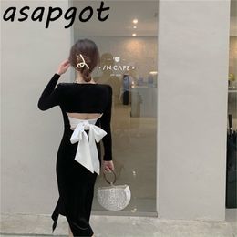 French Vintage Backless Square Neck Long Sleeve Black Velvet Dress Woman Autumn Temperament Waist Slim Split Sexy Chic Wild 210309