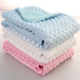 Swaddling born Thermal Soft Fleece Blanket Winter Solid Bedding Set Cotton Quilt Infant Bedding Swaddle Wrap 220209