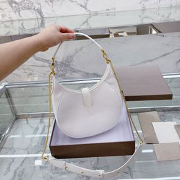 2022Women Armpit Bag Handbag Shoulder Bag Half Moon Low Key Luxury Top Metal Lock Decorative Chain Adjustable Belt Length High-Q