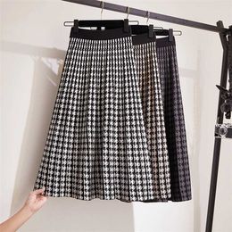 TIGENA Knitted Plaid Long Skirt Women Autumn Winter Vintage Elegant Houndstooth A Line High Waist Pleated Midi Skirt Female 211120