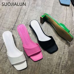 SUOJIALUN Women Brand Slippers Summer Outdoor Beach Flip Flop Open Toe Flat Casual Low Heel Leisure Sandal Female Slides 210928