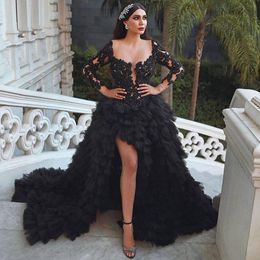 Black Beaded Lace Prom Party Dresses Square Neck A Line Long Sleeves Backless Evening Pageant Gowns Side Split Tiered Chapel Train robe de mariée