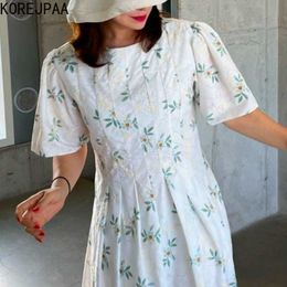Korejpaa Women Dress Korea Chic Summer French Retro O-neck Heavy Pressure Pleating Design Waist Floral Short Sleeve Vestido 210526